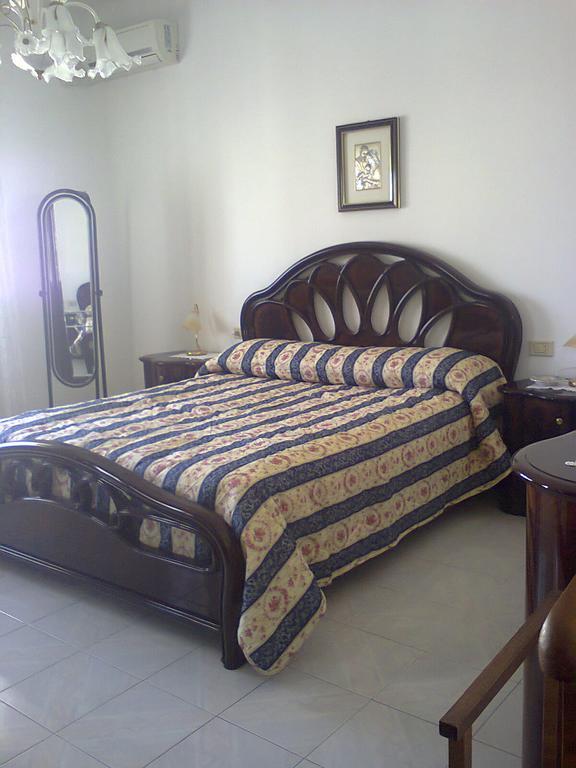 B&B Le Rose Vignacastrisi Buitenkant foto